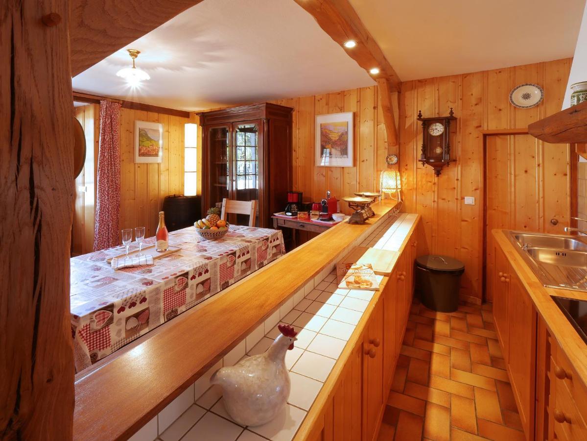Domaine De Bellevue Gite Du Mont Poupet Marnoz Eksteriør billede